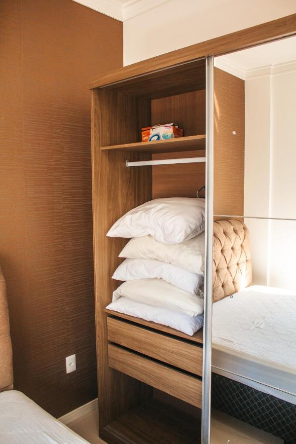 Temporadabombinhas 2 Suites ภายนอก รูปภาพ