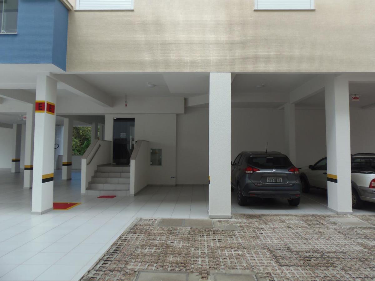 Temporadabombinhas 2 Suites ภายนอก รูปภาพ
